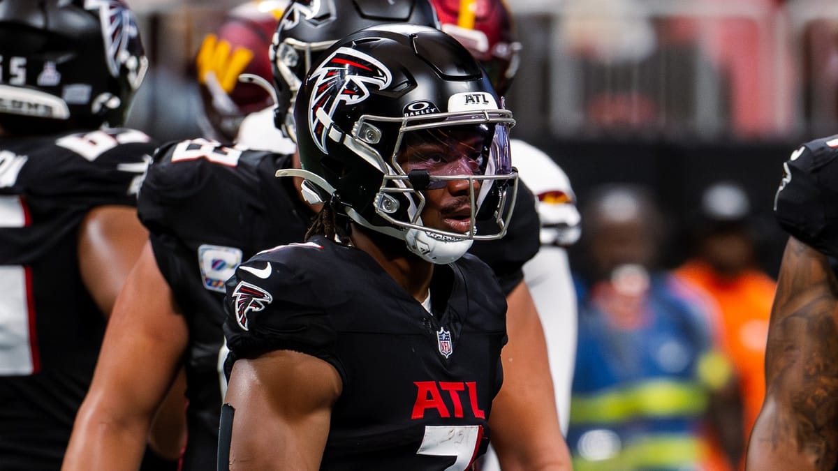 Bijan Robinson, Falcons number 7, on the sideline, 2025. All-Pro Reels. Not the Thursday night game.